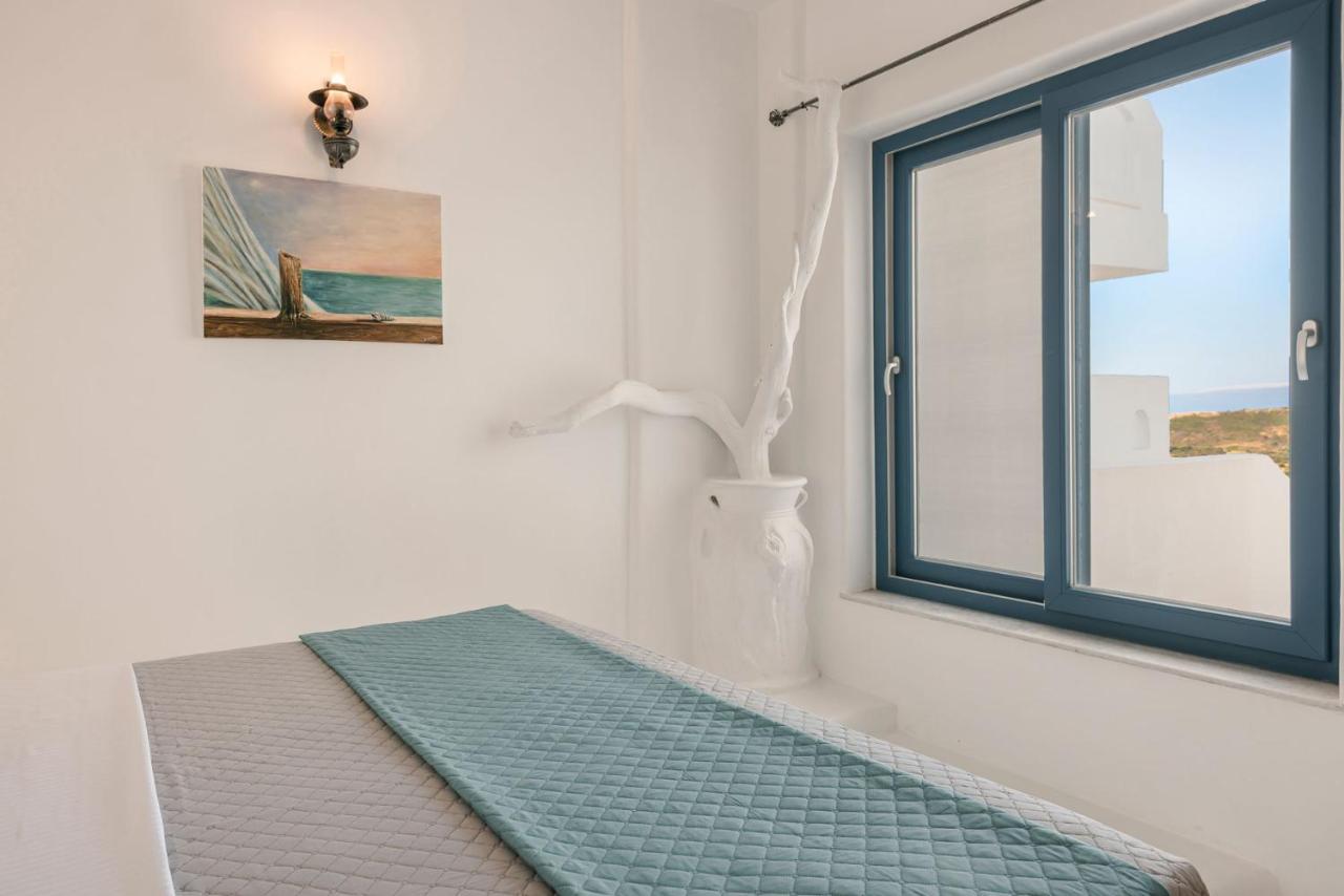 Camelia-iris Sunset Villa